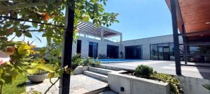 იყიდება 8 ოთახიანი სახლი - თბილისი