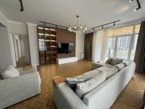 იყიდება 5 ოთახიანი ბინა - თბილისი