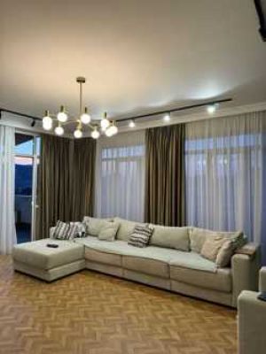 იყიდება 5 ოთახიანი ბინა - თბილისი