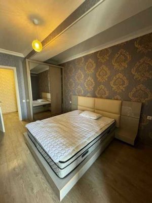 ქირავდება 4 ოთახიანი ბინა - თბილისი