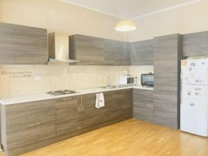 იყიდება 2 ოთახიანი ბინა - თბილისი