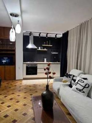 ქირავდება 4 ოთახიანი ბინა - თბილისი