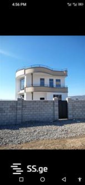 იყიდება 6 ოთახიანი სახლი - თბილისი