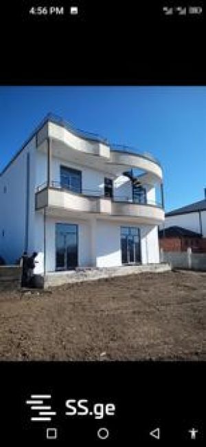 იყიდება 6 ოთახიანი სახლი - თბილისი