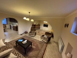 იყიდება 9 ოთახიანი სახლი - თბილისი