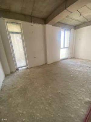 იყიდება 5 ოთახიანი ბინა - თბილისი