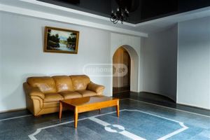 იყიდება სასტუმრო - თბილისი