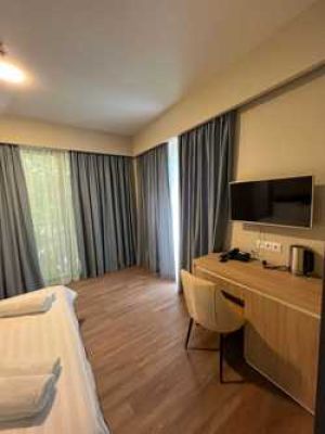 იყიდება სასტუმრო - თბილისი