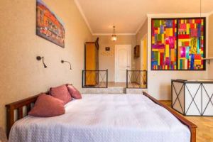 იყიდება სასტუმრო - თბილისი