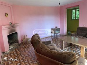 იყიდება 6 ოთახიანი სახლი - თბილისი