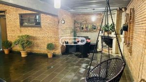 იყიდება 7 ოთახიანი სახლი - თბილისი