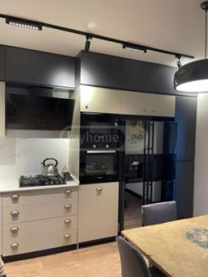 იყიდება 5 ოთახიანი სახლი - თბილისი