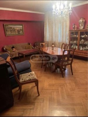 იყიდება 4 ოთახიანი ბინა - თბილისი