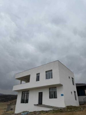 იყიდება 7 ოთახიანი სახლი - თბილისი