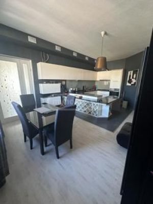 იყიდება 5 ოთახიანი ბინა - თბილისი