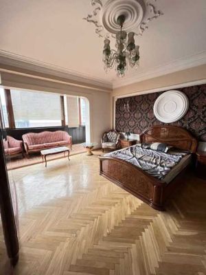 იყიდება 5 ოთახიანი ბინა - თბილისი