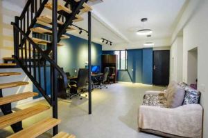 იყიდება 11 ოთახიანი სახლი - თბილისი