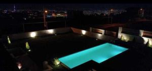 იყიდება 11 ოთახიანი სახლი - თბილისი