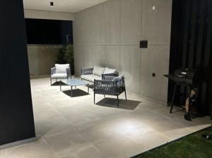 იყიდება 5 ოთახიანი სახლი - თბილისი