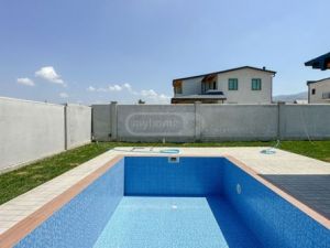 იყიდება 5 ოთახიანი სახლი - თბილისი