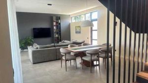 იყიდება 7 ოთახიანი სახლი - თბილისი