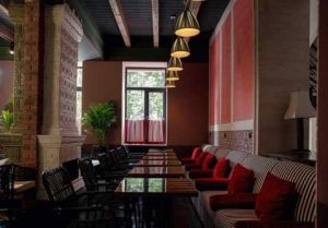 იყიდება სასტუმრო - თბილისი