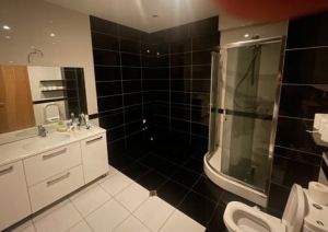 იყიდება 5 ოთახიანი ბინა - თბილისი