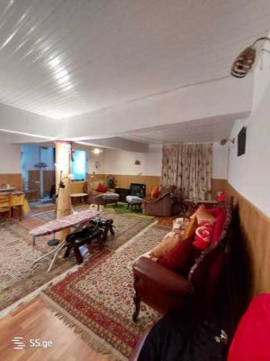 იყიდება 5 ოთახიანი სახლი - თბილისი