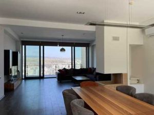 ქირავდება 7 ოთახიანი სახლი - თბილისი