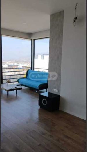 იყიდება 6 ოთახიანი სახლი - თბილისი