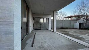 იყიდება 7 ოთახიანი სახლი - თბილისი