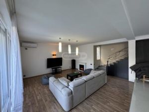 იყიდება 4 ოთახიანი სახლი - თბილისი