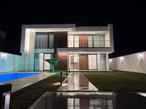 იყიდება 8 ოთახიანი სახლი - თბილისი