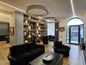 იყიდება 5 ოთახიანი სახლი - თბილისი