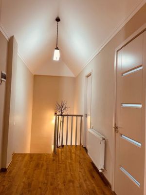 იყიდება 6 ოთახიანი სახლი - თბილისი