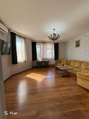 იყიდება 4 ოთახიანი სახლი - თბილისი