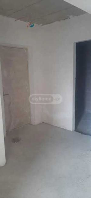 იყიდება 2 ოთახიანი ბინა - თბილისი