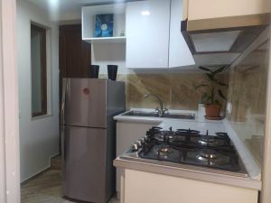 ქირავდება 2 ოთახიანი ბინა - თბილისი