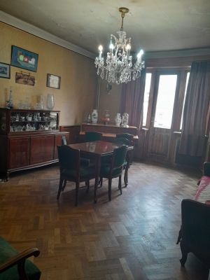 იყიდება 2 ოთახიანი ბინა - თბილისი