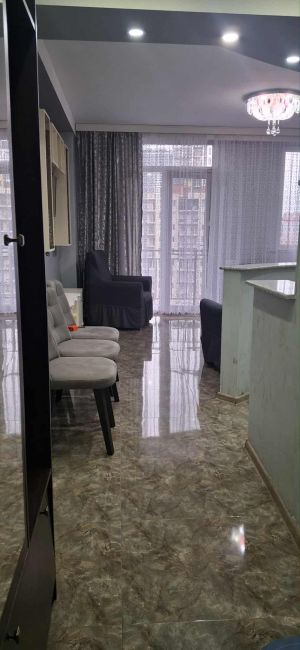 ქირავდება 2 ოთახიანი ბინა - ბათუმი