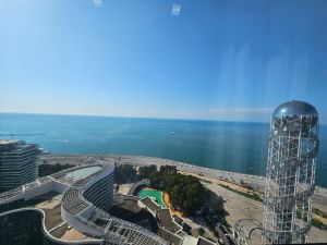 იყიდება 2 ოთახიანი ბინა - ბათუმი