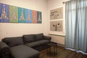 ქირავდება 2 ოთახიანი ბინა - თბილისი