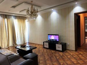 ქირავდება 3 ოთახიანი ბინა - თბილისი