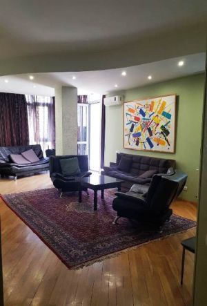 იყიდება 3 ოთახიანი ბინა - თბილისი