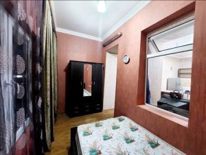 ქირავდება 2 ოთახიანი ბინა - თბილისი