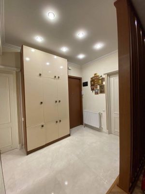 იყიდება 4 ოთახიანი ბინა - თბილისი