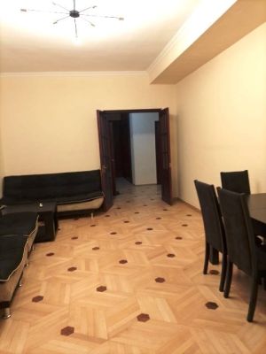 ქირავდება 3 ოთახიანი ბინა - თბილისი