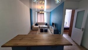 იყიდება 2 ოთახიანი ბინა - ბათუმი