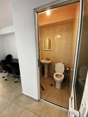 ქირავდება 35 კვმ კომერციული ფართი - თბილისი