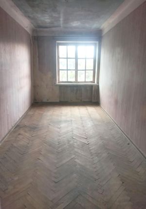 იყიდება 2 ოთახიანი ბინა - რუსთავი